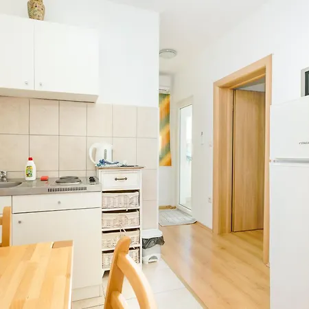 דירה By The Sea Mastrinka, Ciovo - 23399