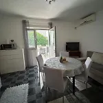 Appartamento By The Sea Mastrinka, Ciovo - 23399