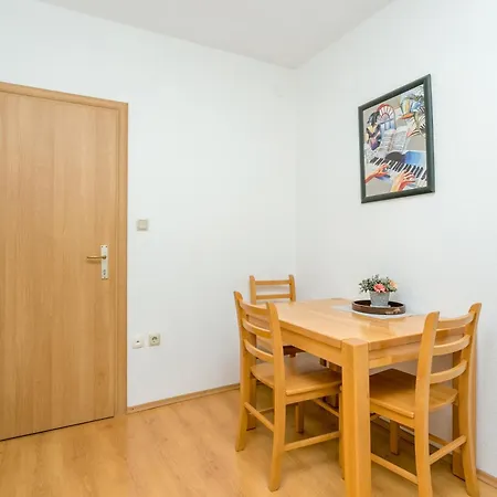 Apartmán By The Sea Mastrinka, Ciovo - 23399 Trogir