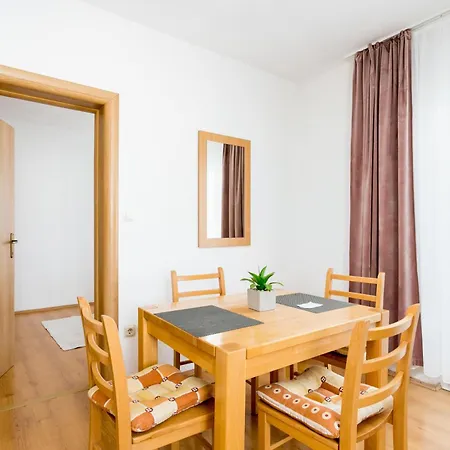 By The Sea Mastrinka, Ciovo - 23399 *