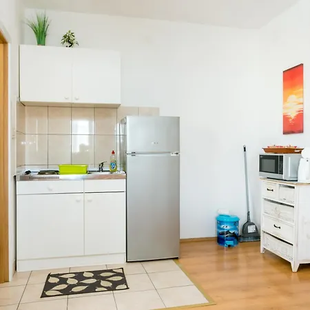 Apartmán By The Sea Mastrinka, Ciovo - 23399 Trogir