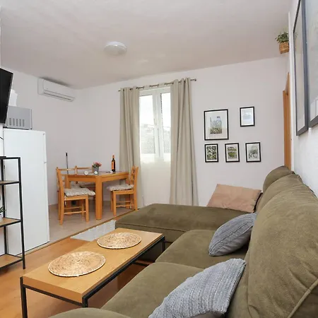 Apartment By The Sea Mastrinka, Ciovo - 23399 Trogir