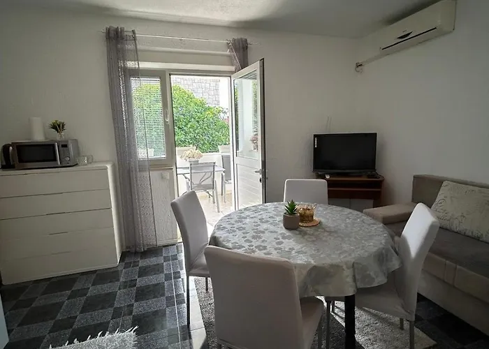 Appartement By The Sea Mastrinka, Ciovo - 23399