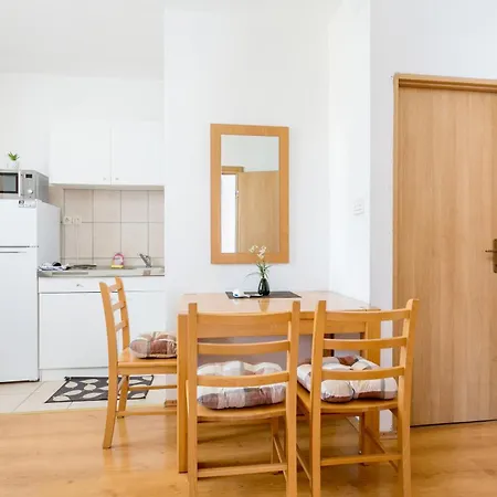 Apartman By The Sea Mastrinka - Ciovo - 23399